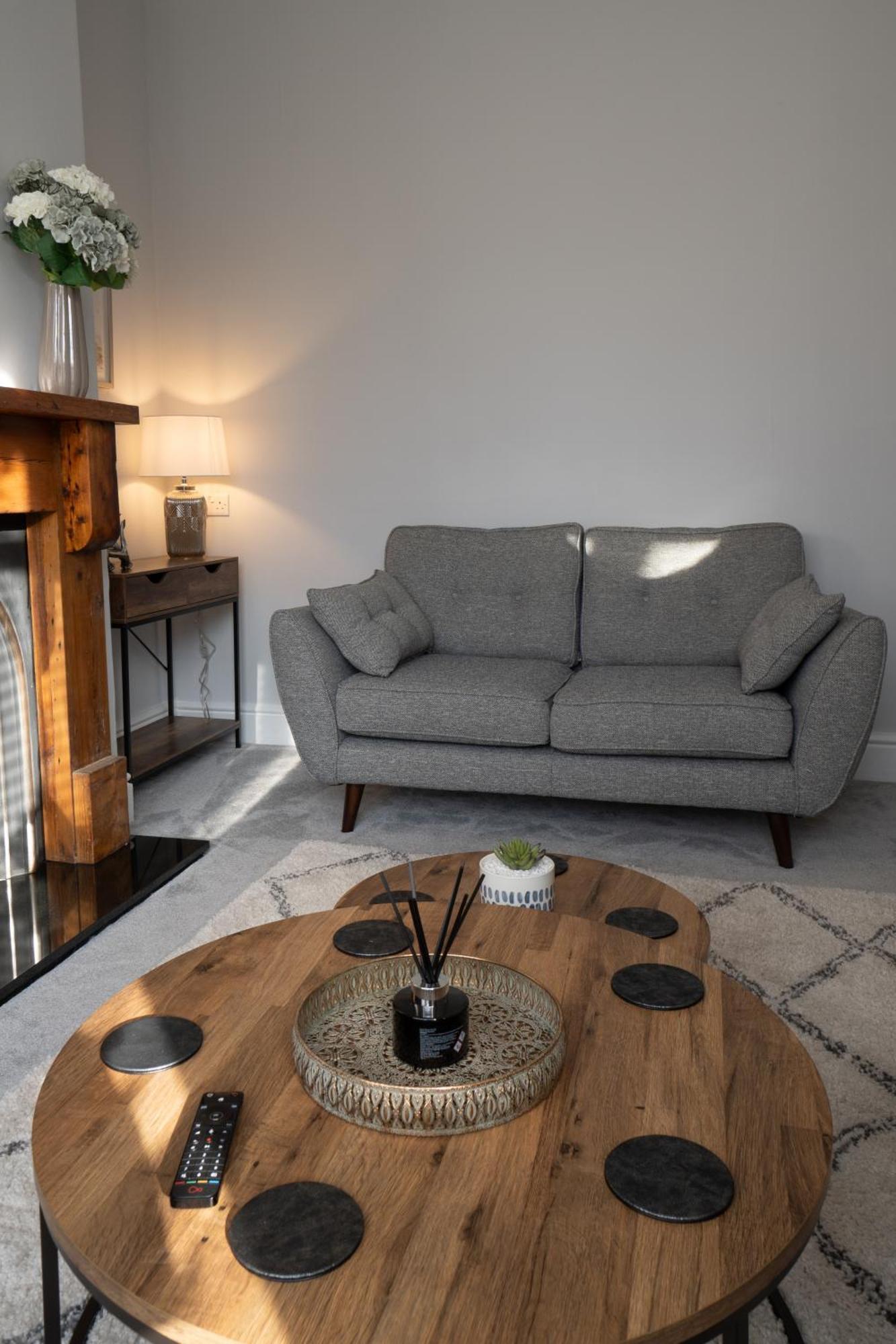 4 Bed End Terrace - Sleeps 7 Villa Ilkley Exterior foto